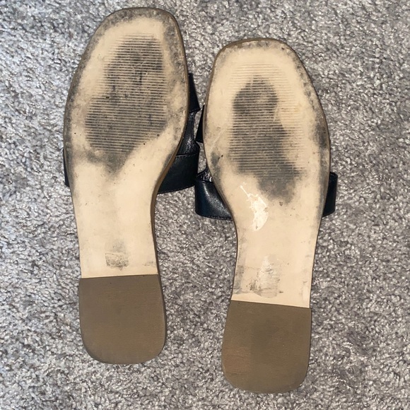 Steve Madden Black and Cream Slide Sandals - Picture 2 of 2